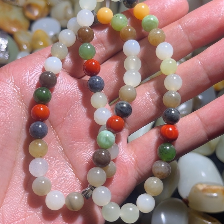 和田玉未镶嵌手串