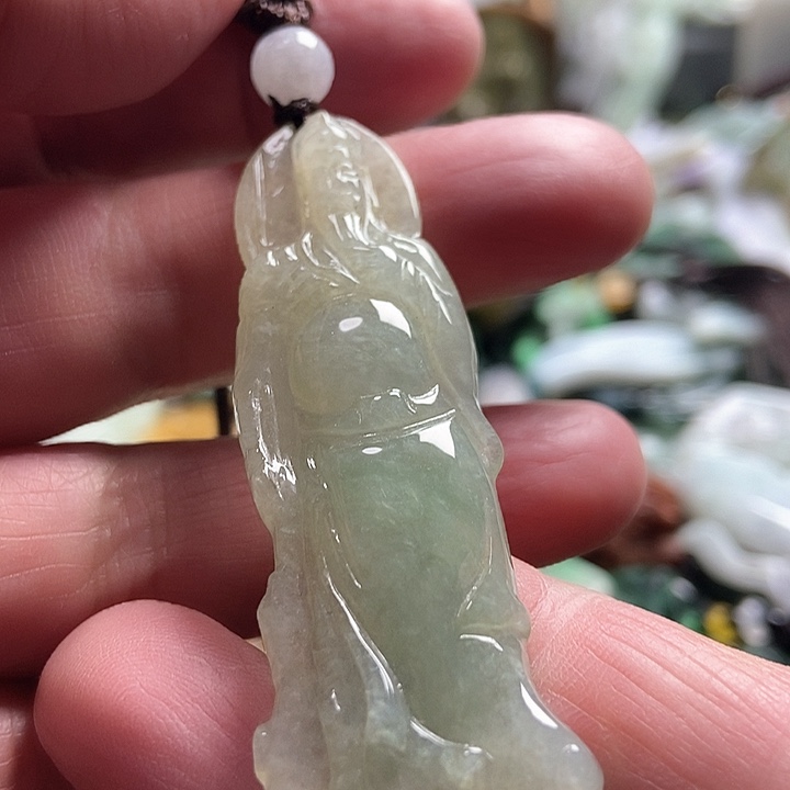 翡翠吊坠(不含链)未镶嵌大**量