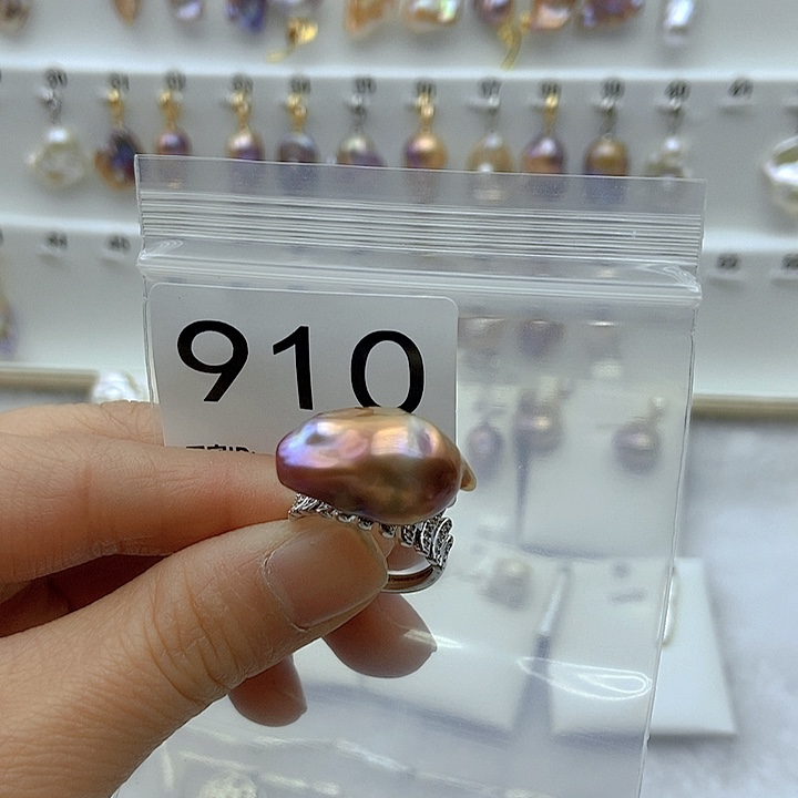 淡水珍珠颈饰合金