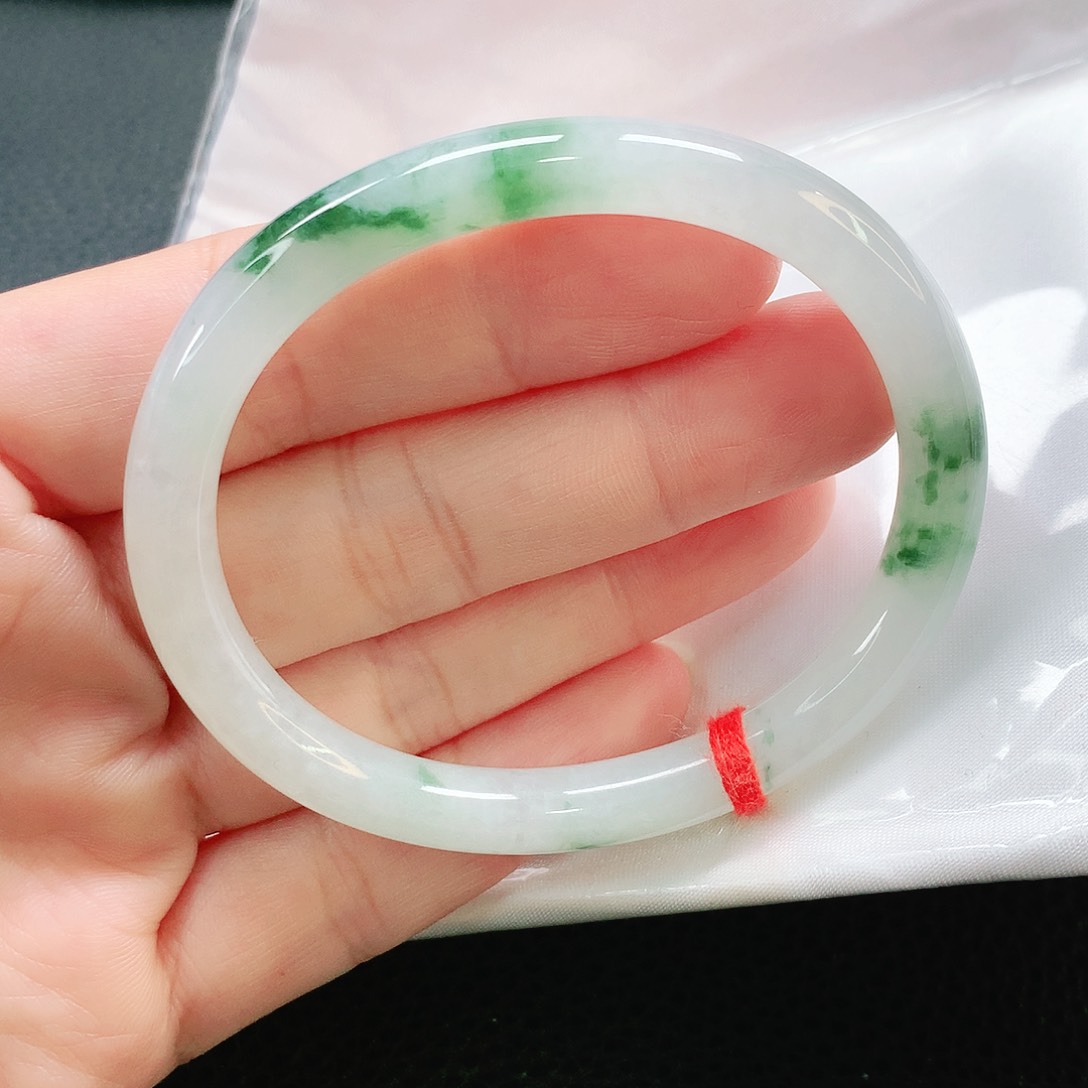 未镶嵌手镯翡翠56.6贵妃