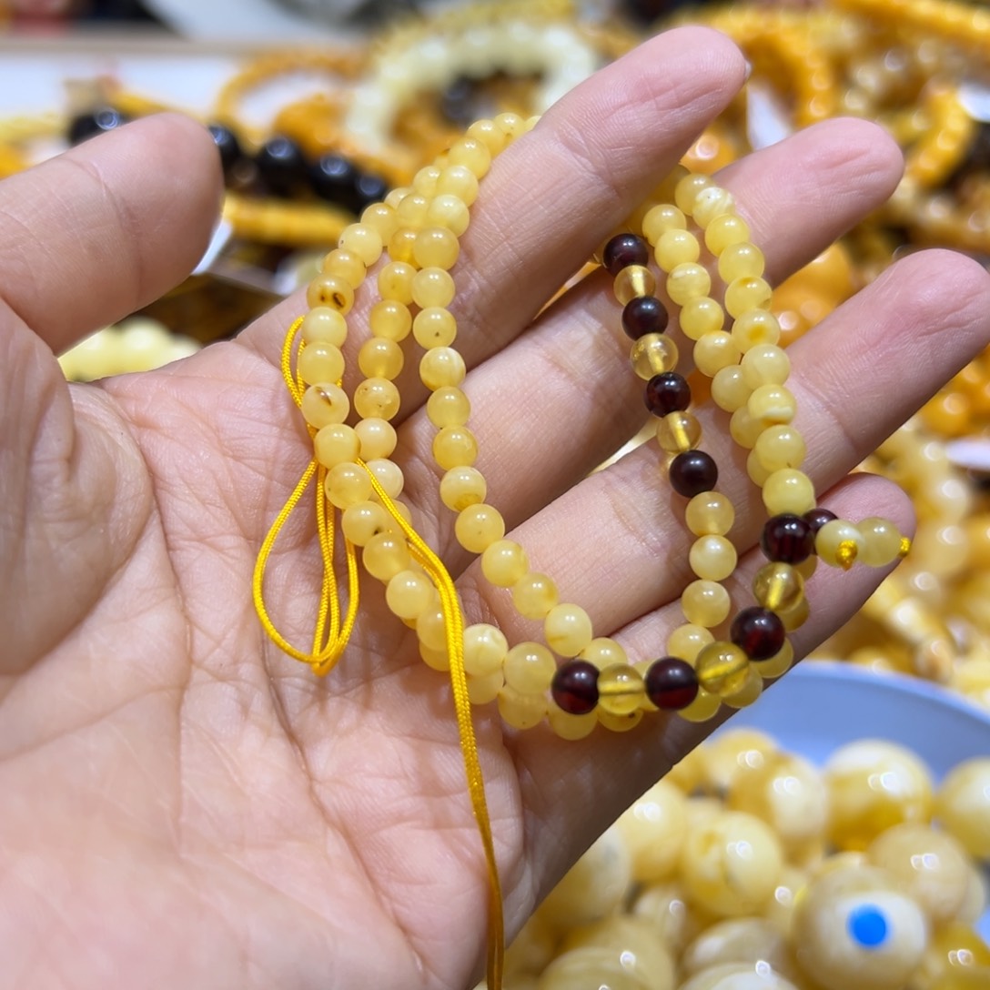 琥珀珠宝奇石未镶嵌