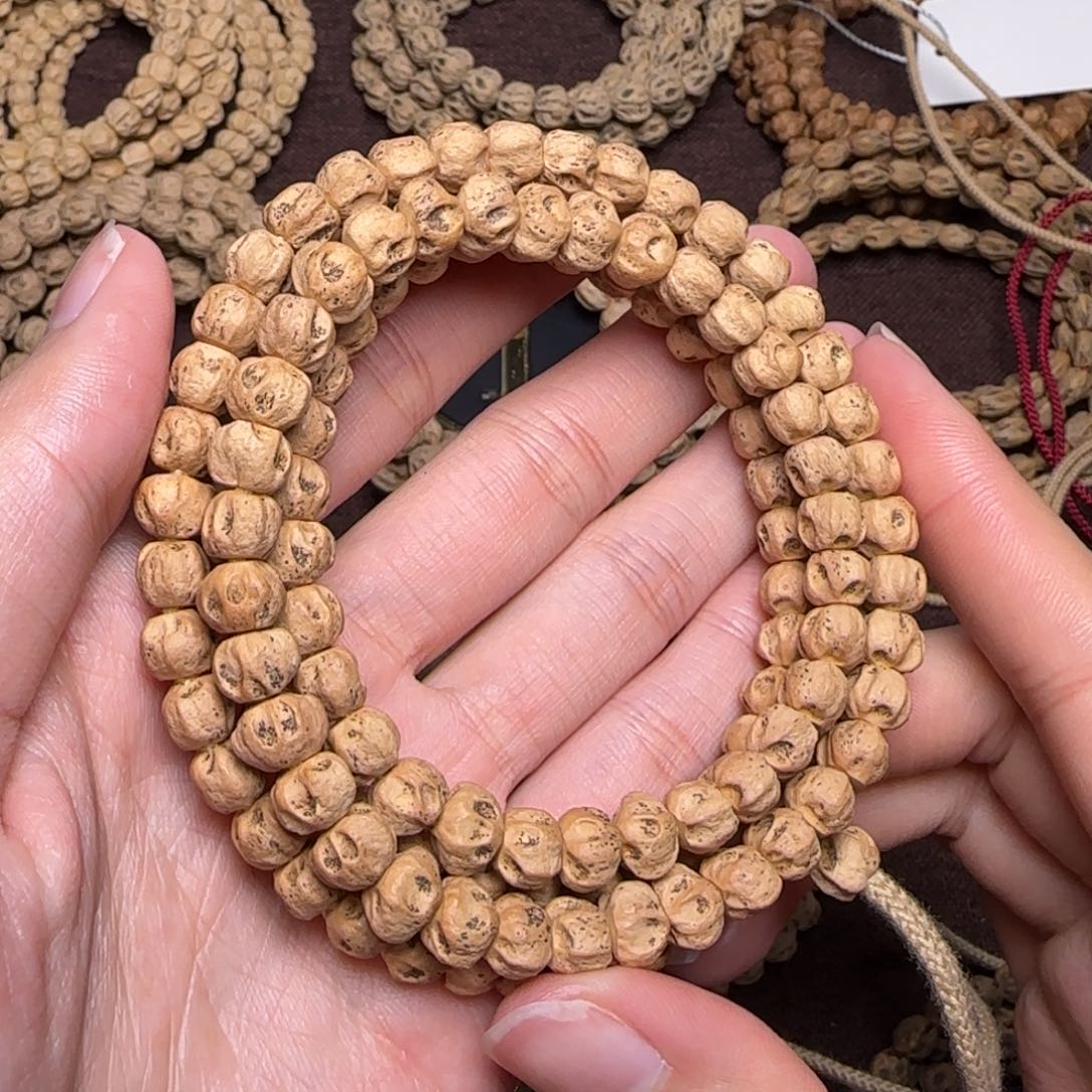 柏香籽/百香籽吊坠风****狗