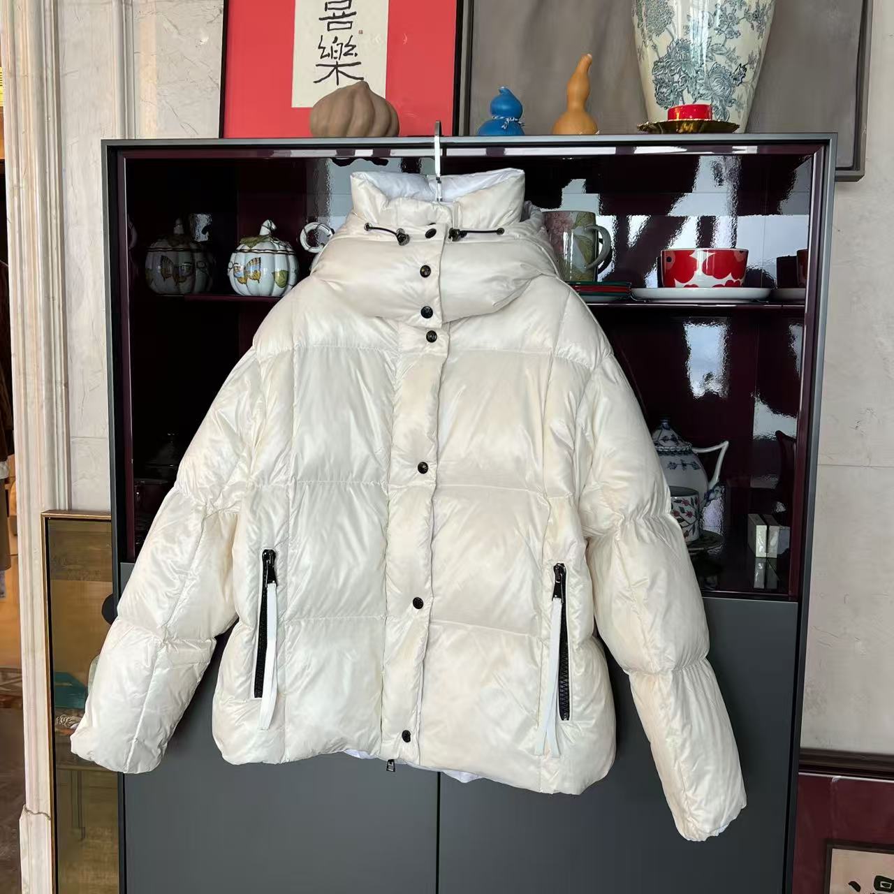 MYL 2025年冬季新款锦纶鹅绒羽绒服连帽可拆卸立领黑金面包服外套