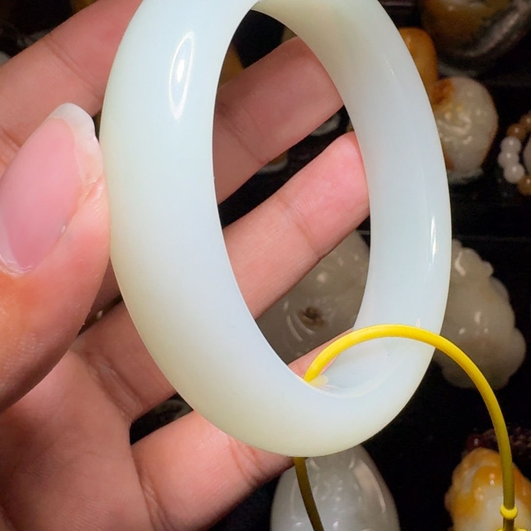 和田玉颈饰未镶嵌上**家57.1