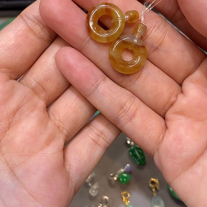 翡翠未镶嵌耳饰冰黄甜甜圈