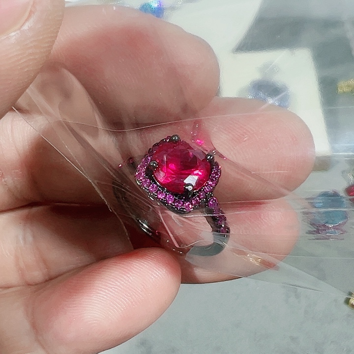 红宝石颈饰未镶嵌