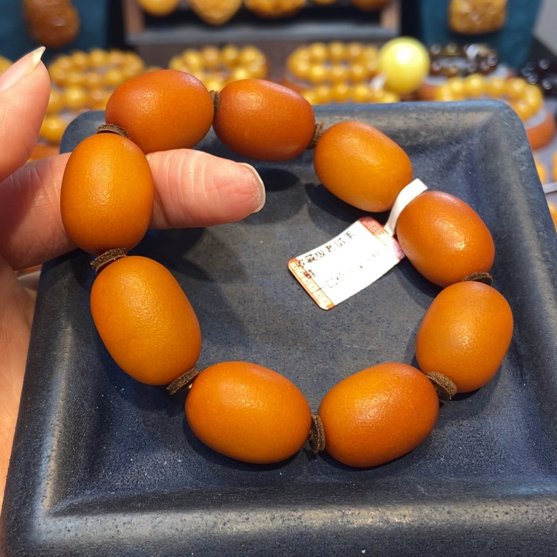 琥珀未镶嵌手链蜜蜡