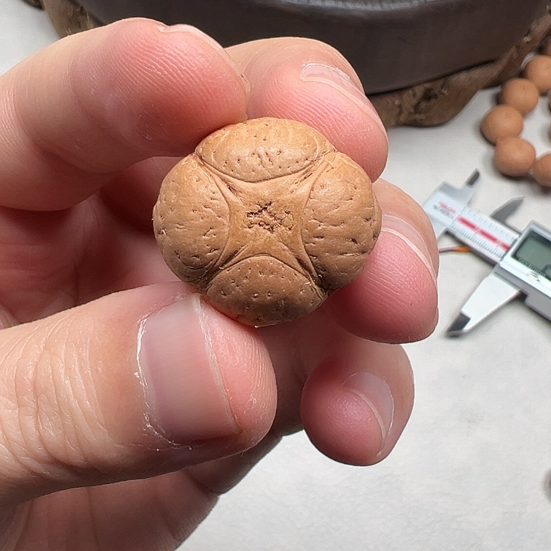 樊***u032麒麟眼三通23.7mm