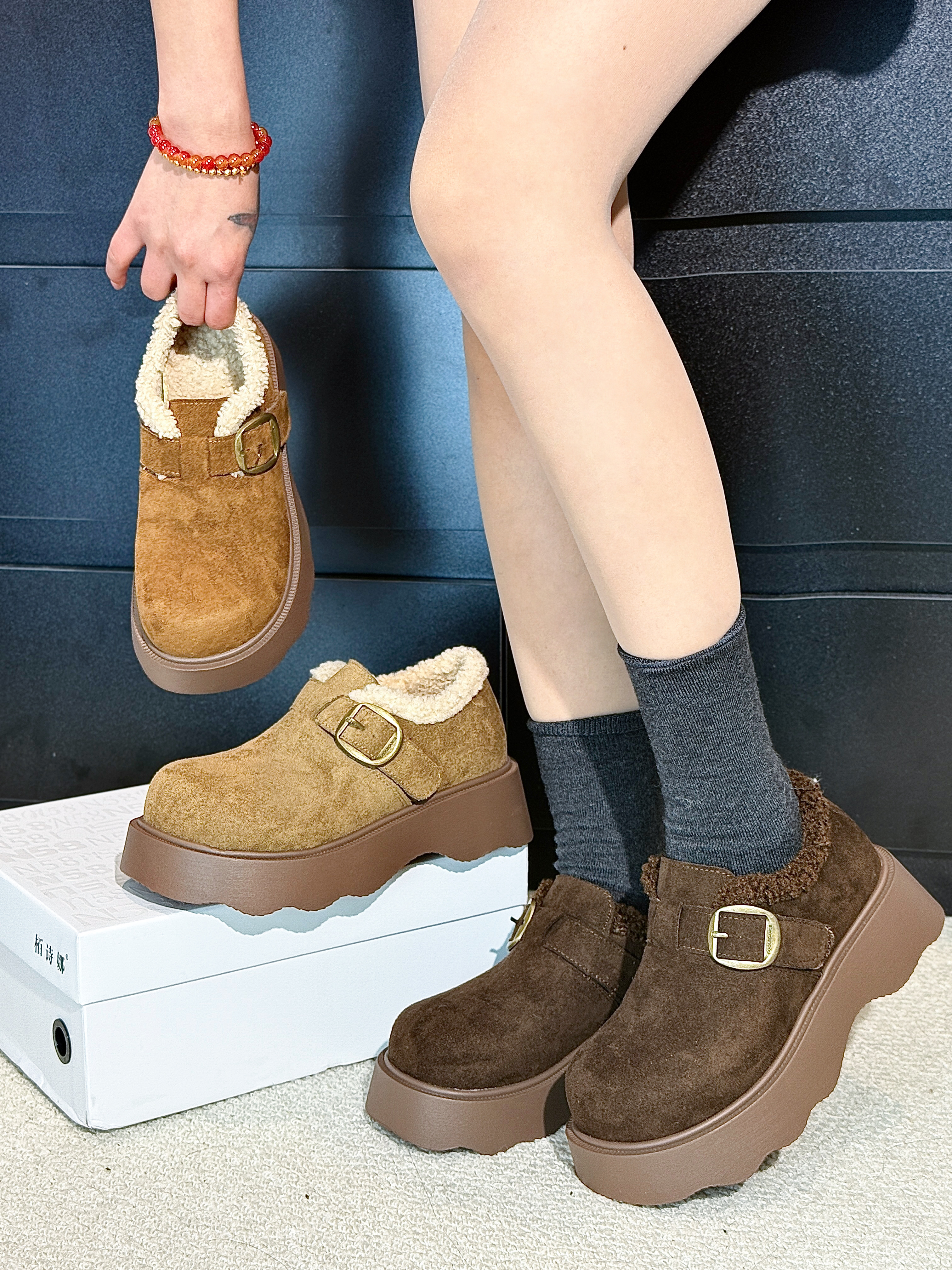 保暖朋克风高跟中跟时尚雪地靴女鞋休闲雪地靴平底加绒加绒勃肯鞋