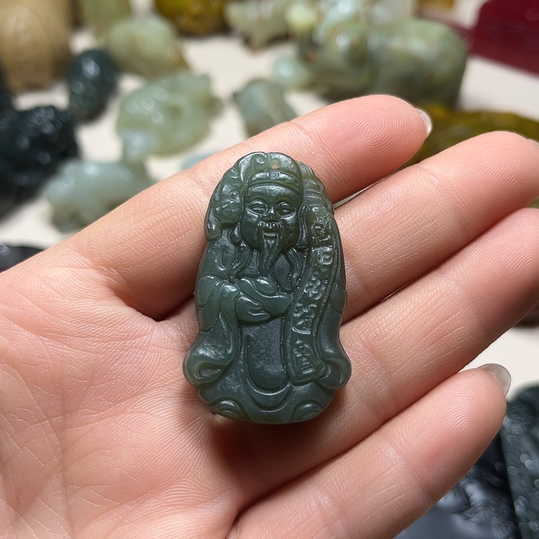 白玉菩提吊坠白玉菩提吊坠