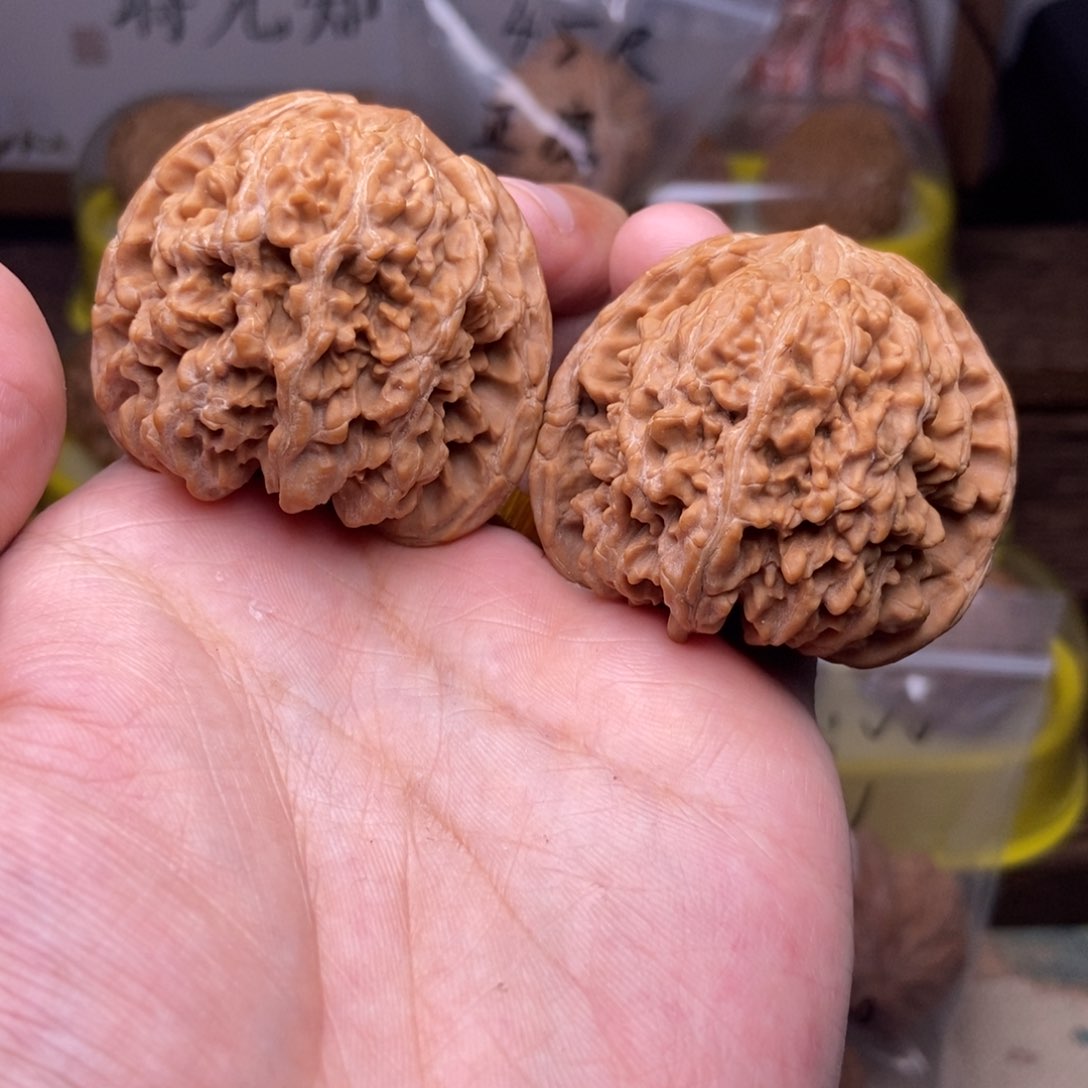 文玩核桃吊坠全品44尺满天星