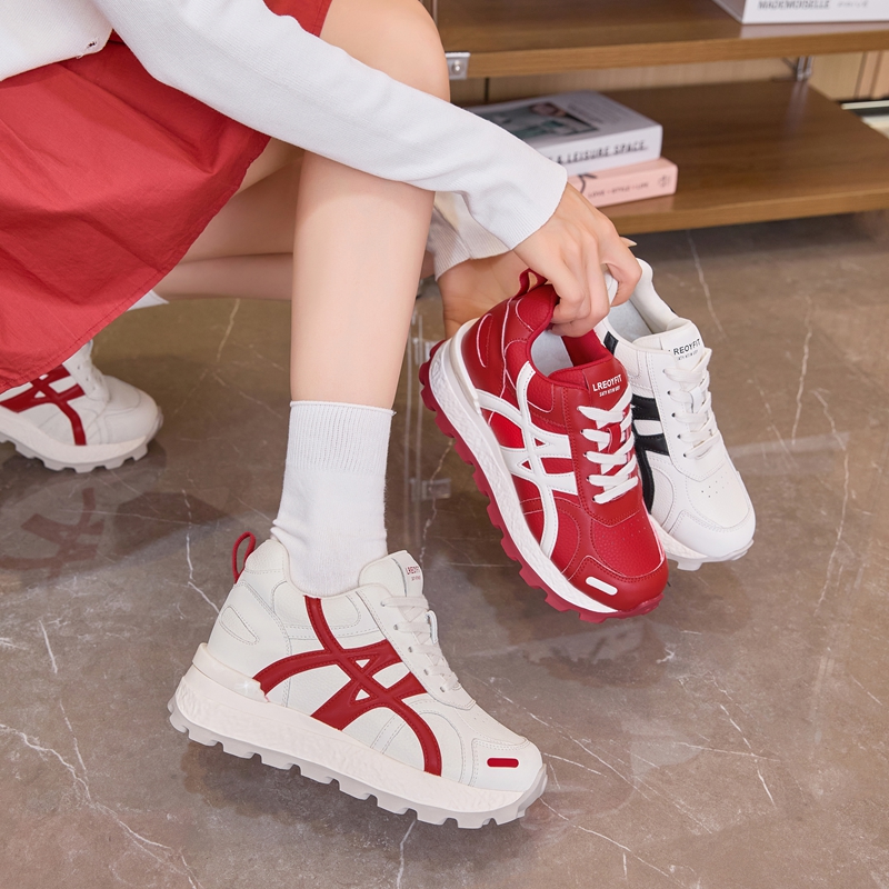 厚底德训鞋舒适女款隐形内增高阿甘鞋小个子百搭休闲运动旅游鞋子