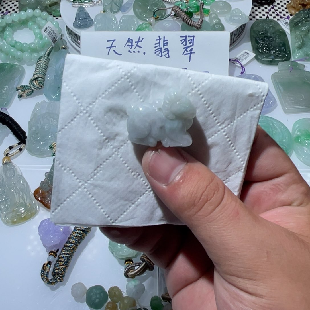 翡翠未镶嵌颈饰天然