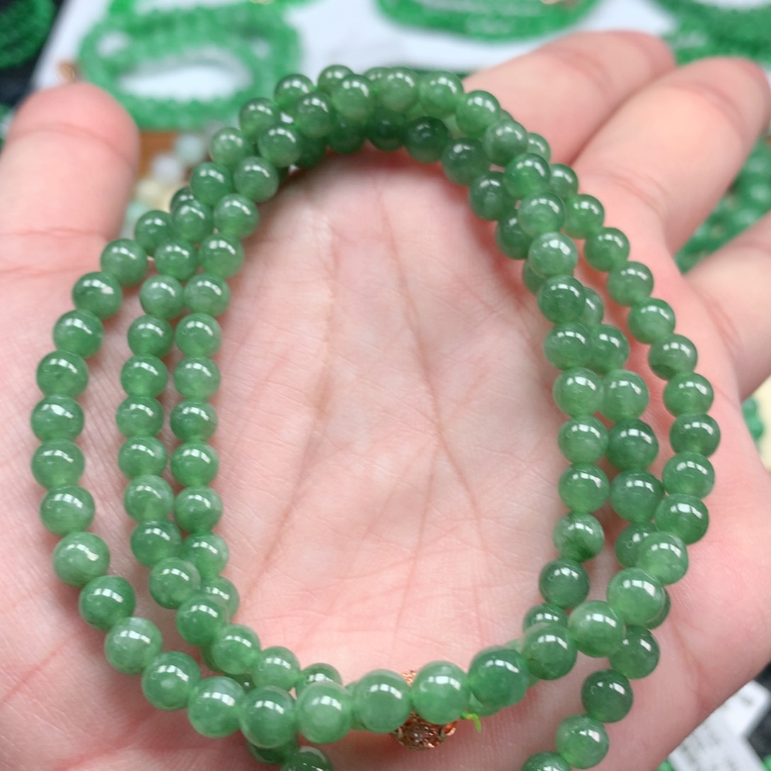 翡翠手链未镶嵌翡翠