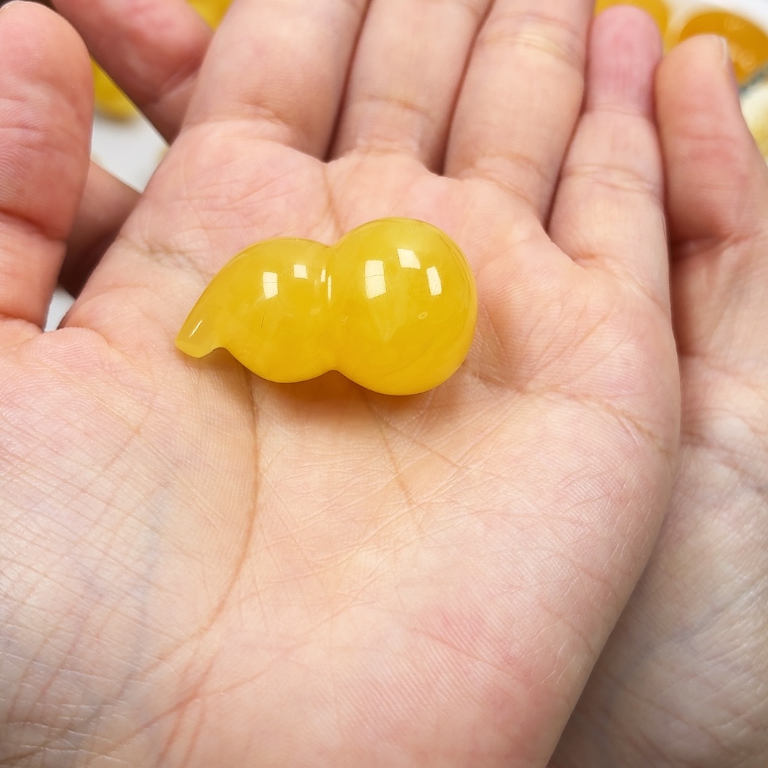 蜜蜡颈饰未镶嵌焦皮妖花葫芦