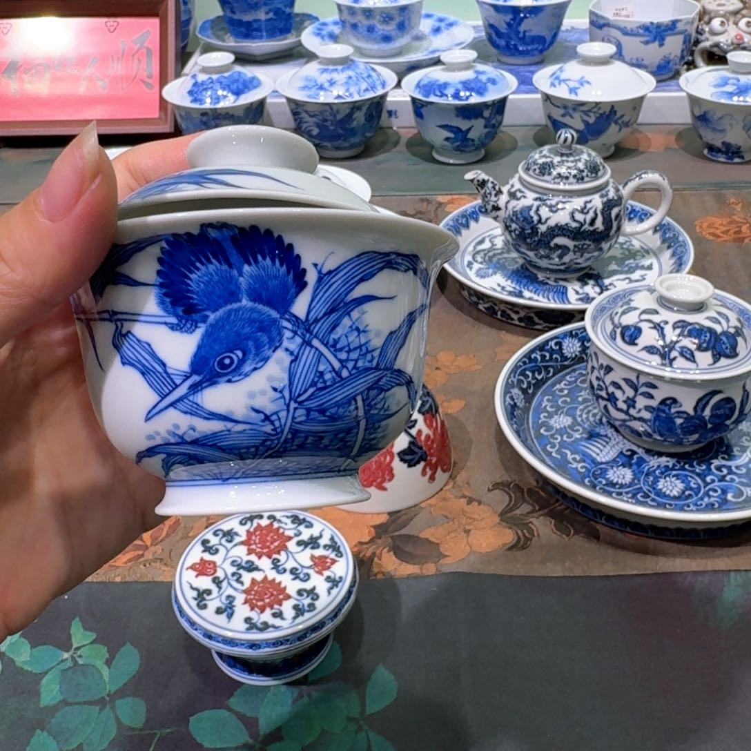 翠鸟盖碗开播浮力