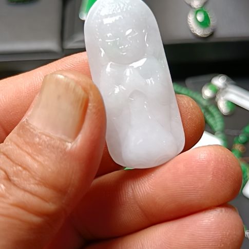 翡翠未镶嵌颈饰天然A货翡翠