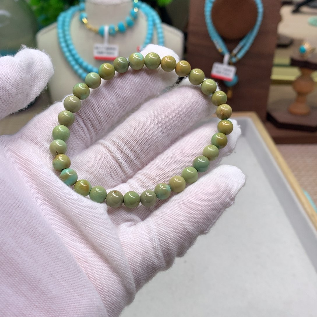 绿松石配饰未镶嵌