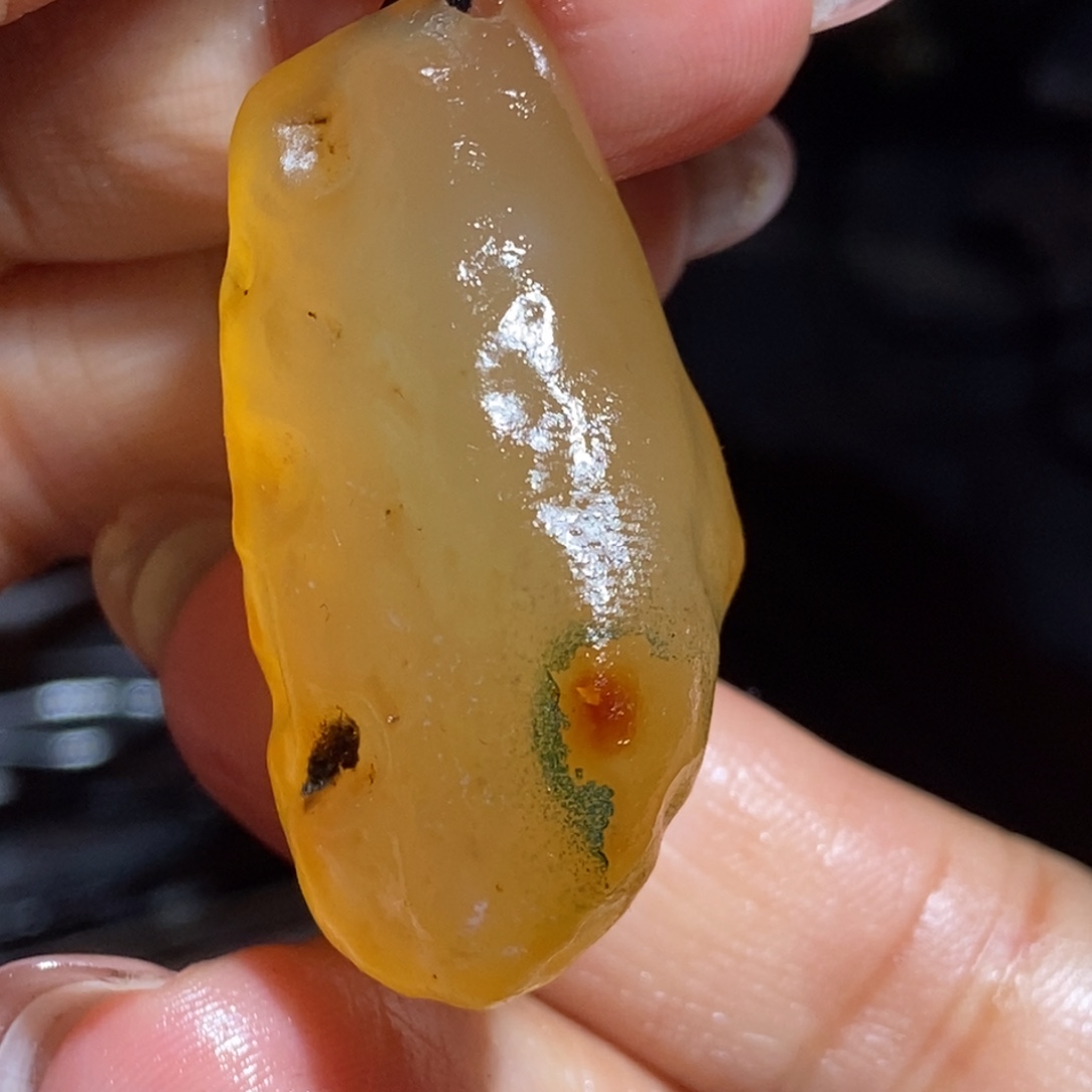 玛瑙/玉髓未镶嵌珠宝半成品