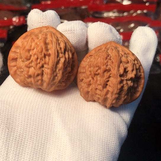 把件文玩核桃三角白39