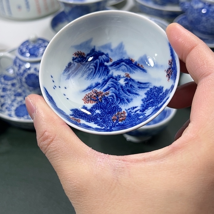 微瑕柴窑工笔山水卧足普洱杯