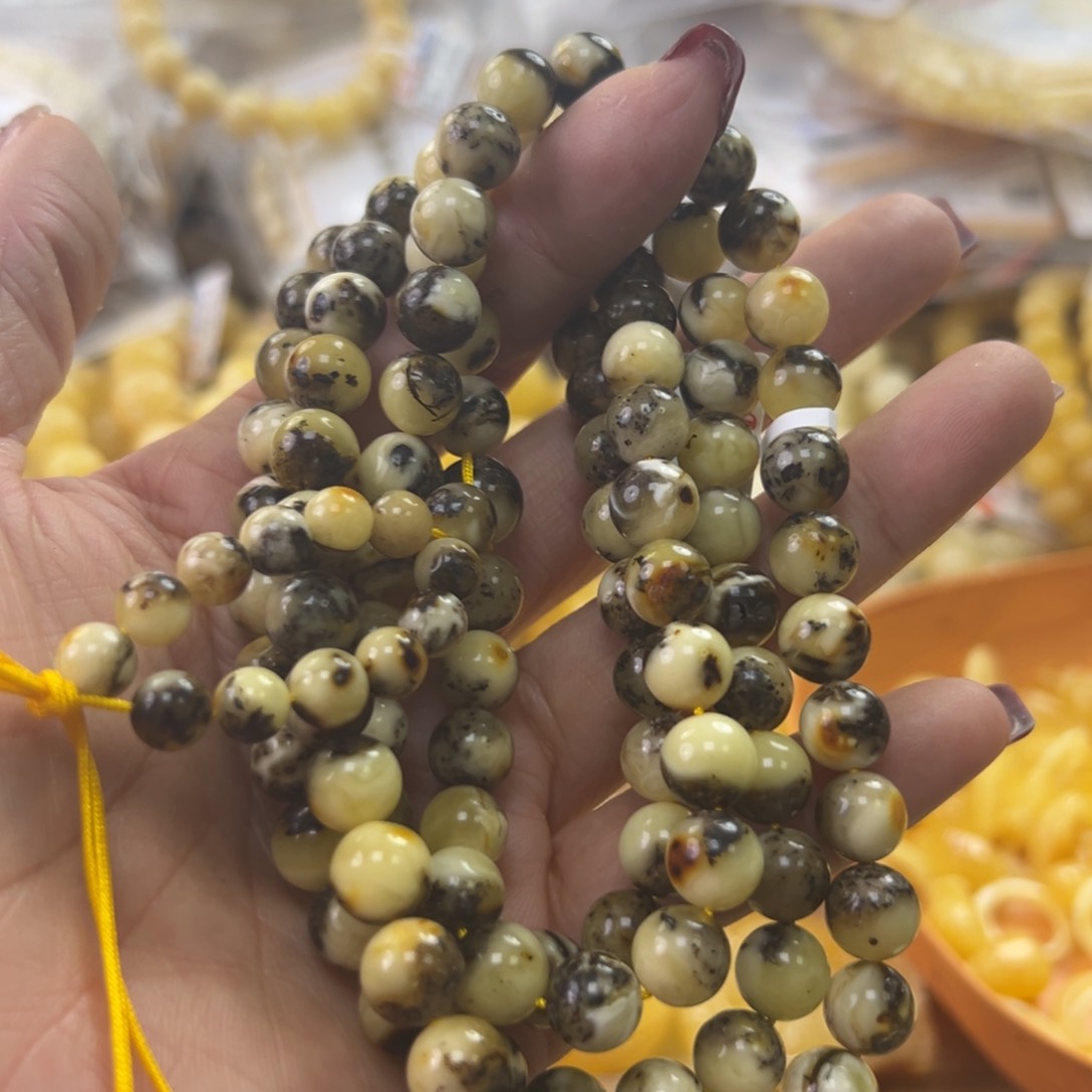 琥珀珠宝奇石未镶嵌