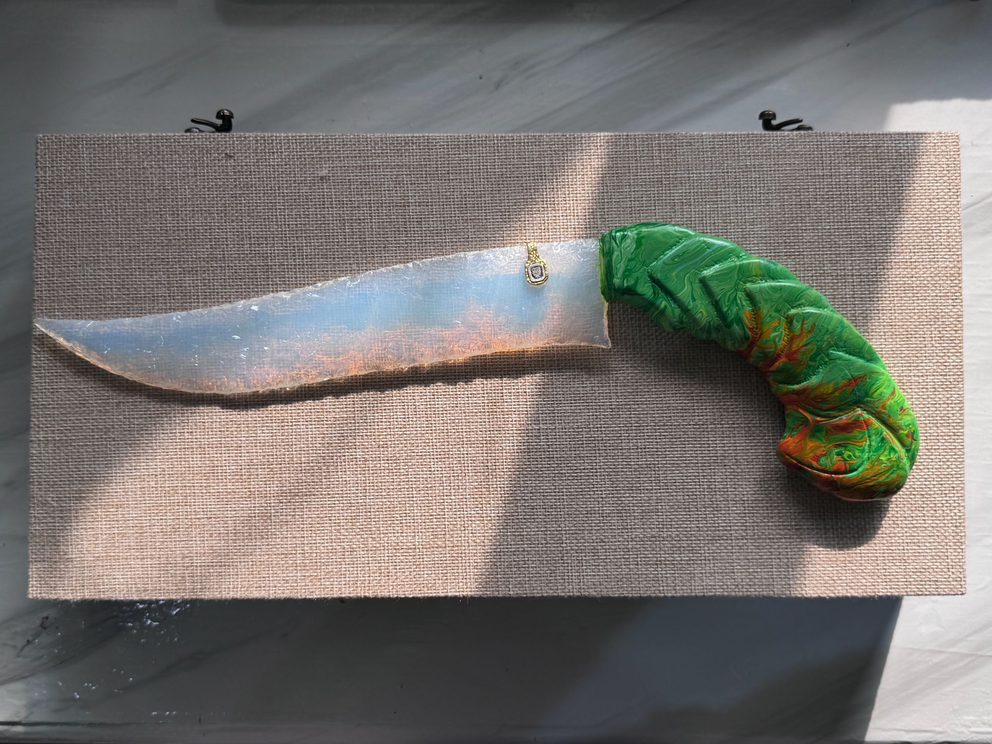 纯手工打制石器 手作工艺 白色可作礼品摆件