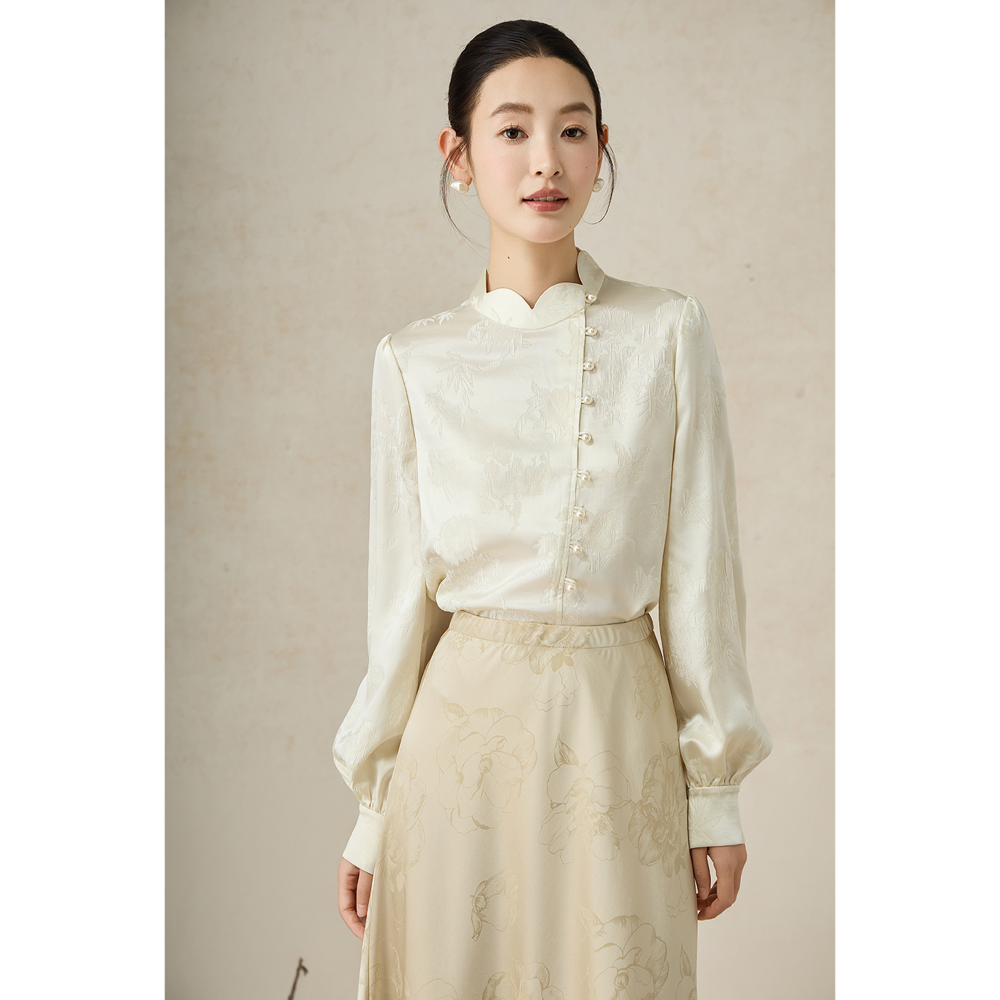 拾白原创新中式重工设计感改良国风醋酸冠乐绉高端衬衫上衣SU9272