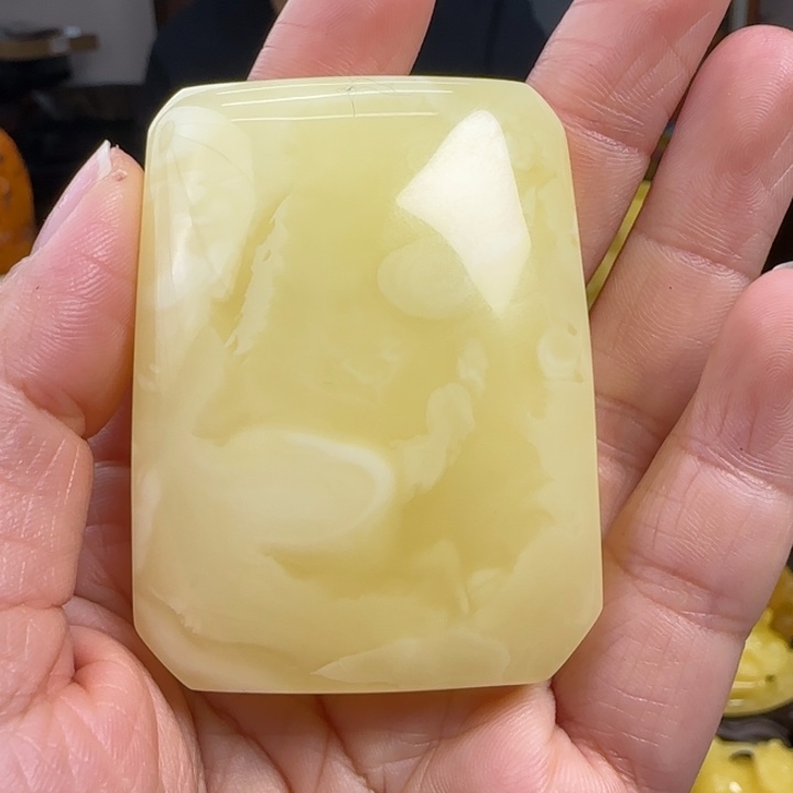 蜜蜡珠宝奇石未镶嵌