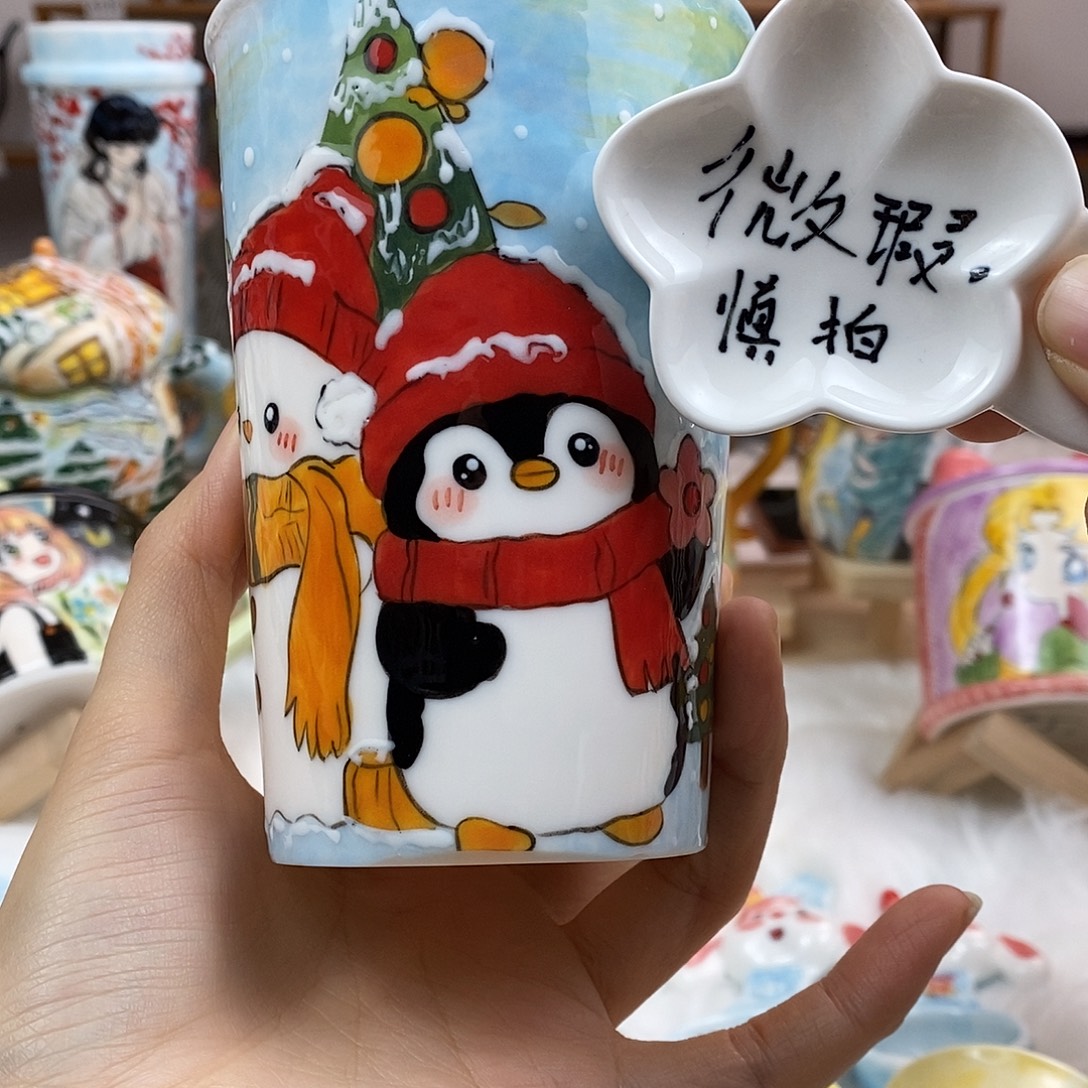 好***洋瓷片董董文创手绘陶瓷