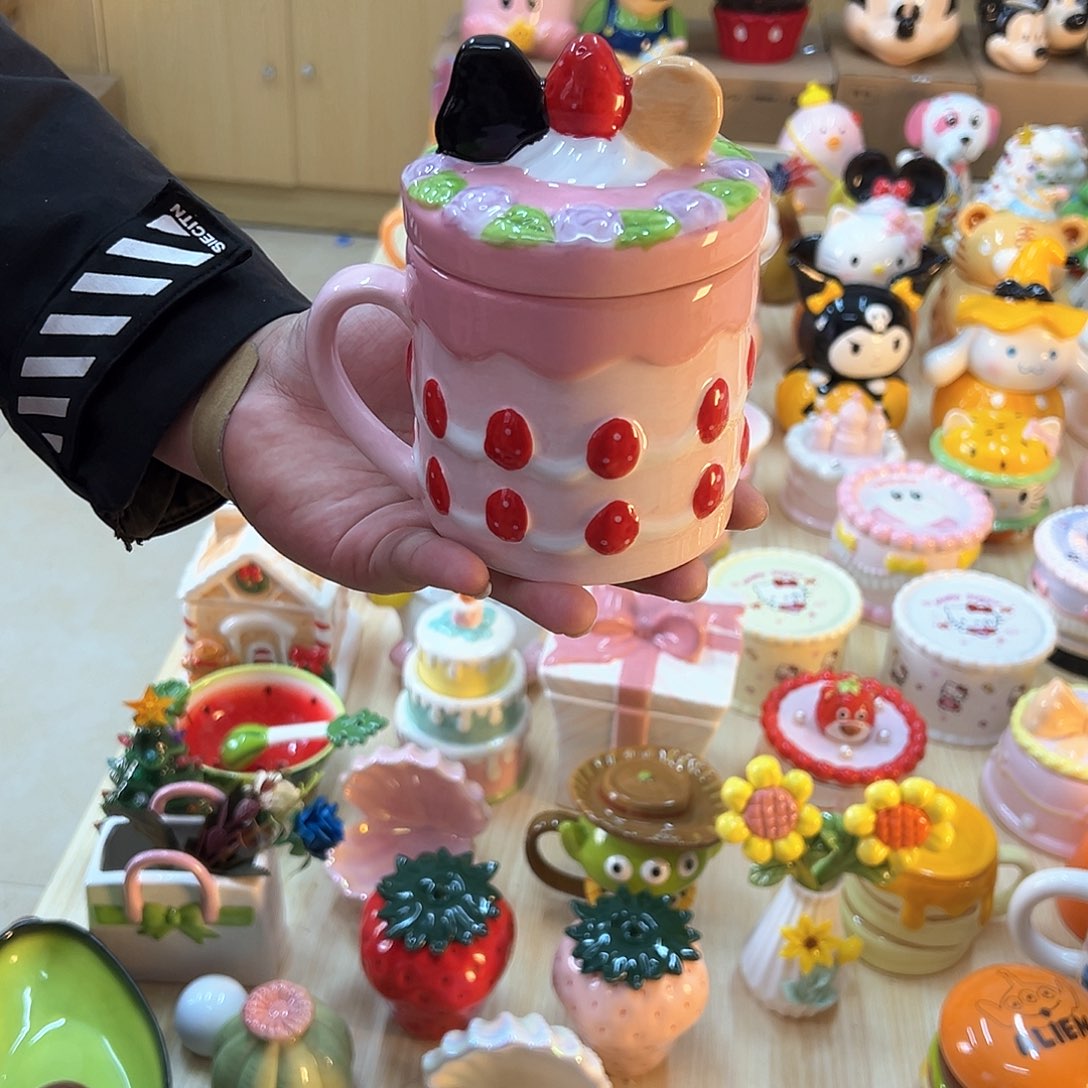 摆件陶瓷等行业的产品