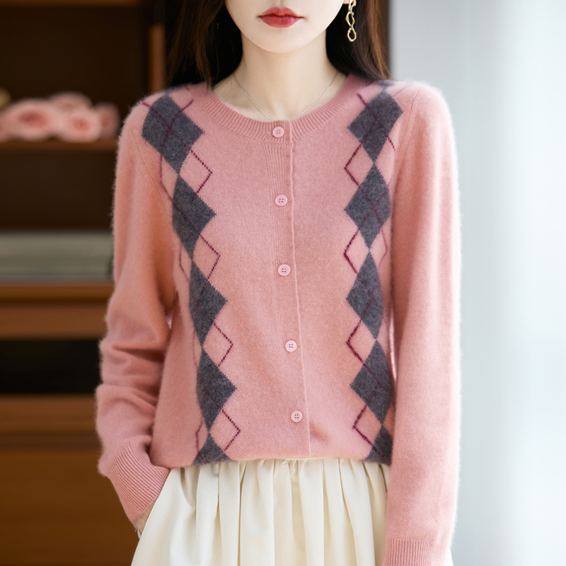 2025年秋季新款100%羊毛开衫女圆领宽松菱格羊绒软糯毛衣针织外套