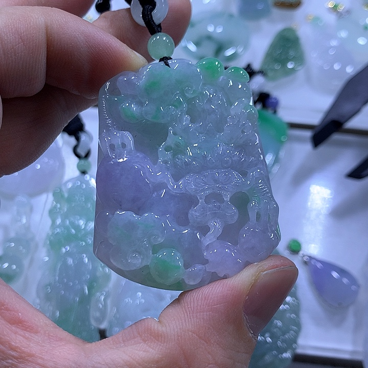 翡翠颈饰未镶嵌天然翡翠A货吊坠