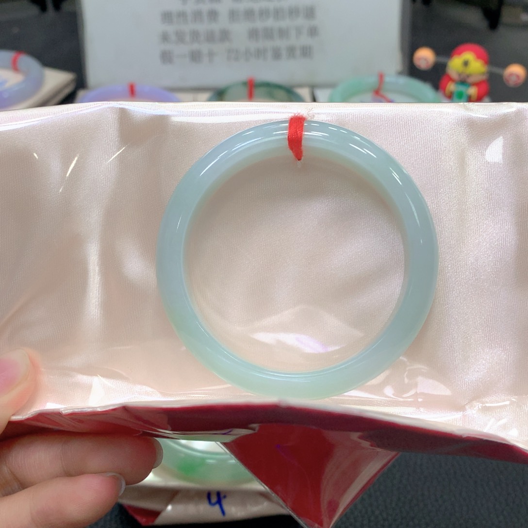 翡翠未镶嵌手镯53正