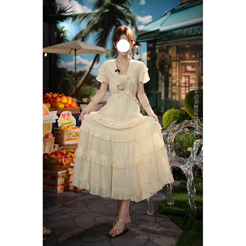 吞吞穿搭日记【封存花期】天丝仙女裙 温柔浪漫木耳边连衣裙