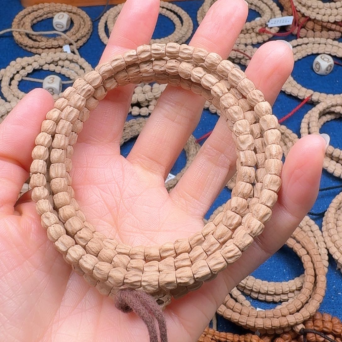 柏香籽/百香籽吊坠