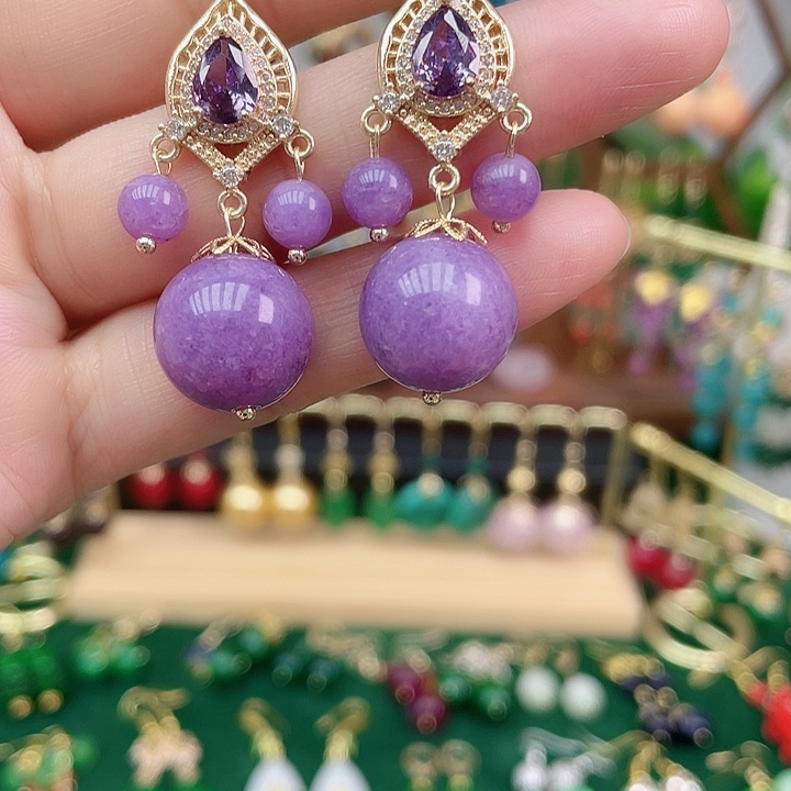 石英质玉合金耳饰