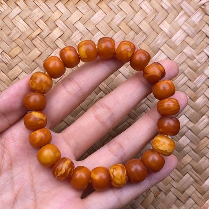 琥珀未镶嵌裸石蜜蜡