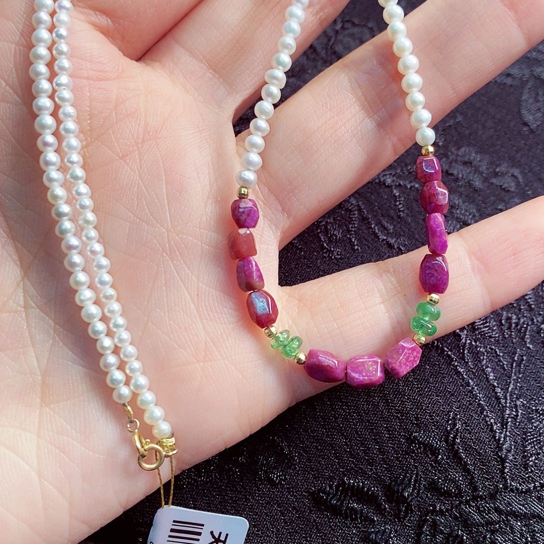 苏纪石（舒俱来）项链18K金镶嵌