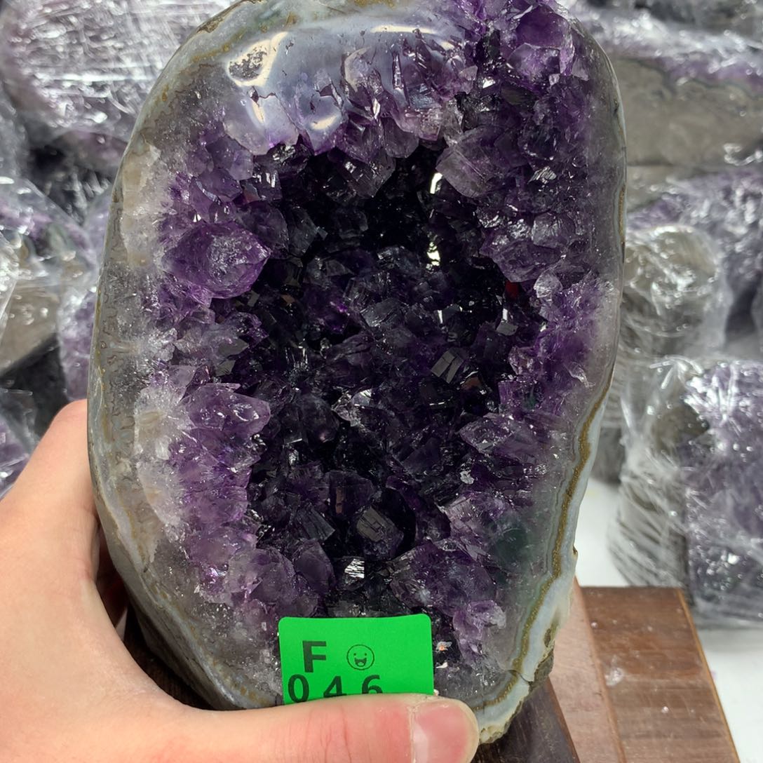 紫晶大型摆件（非配饰）未镶嵌