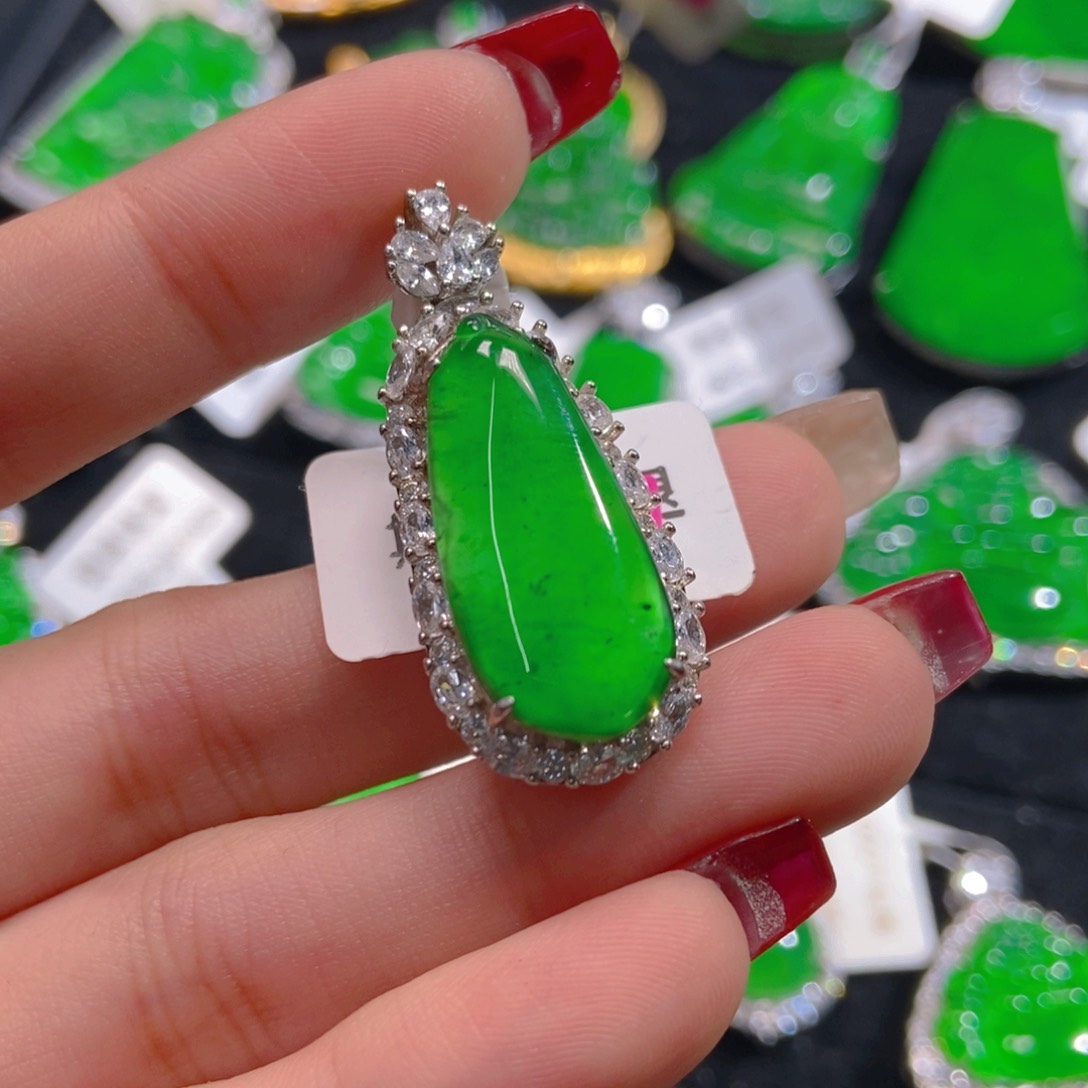 翡翠吊坠(不含链)银S925镶嵌