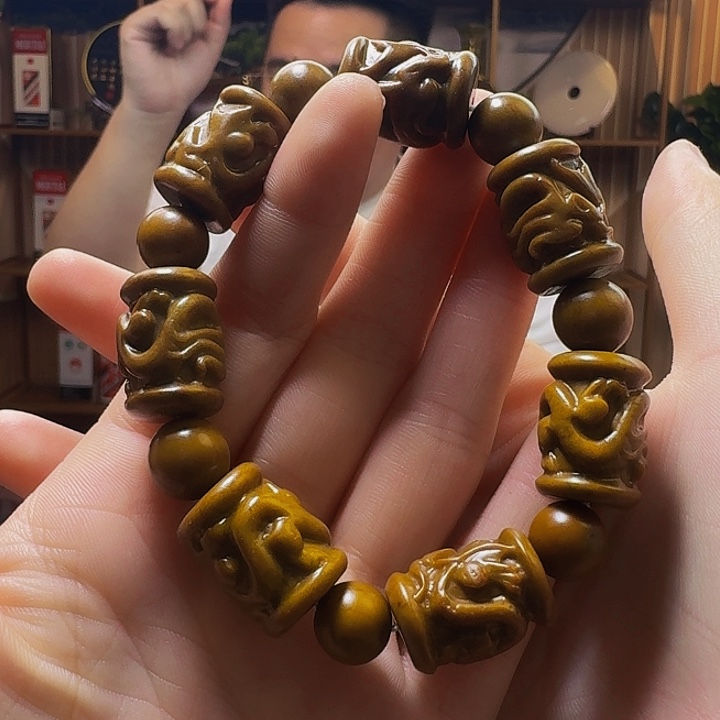 和田玉手串未镶嵌桀**羁