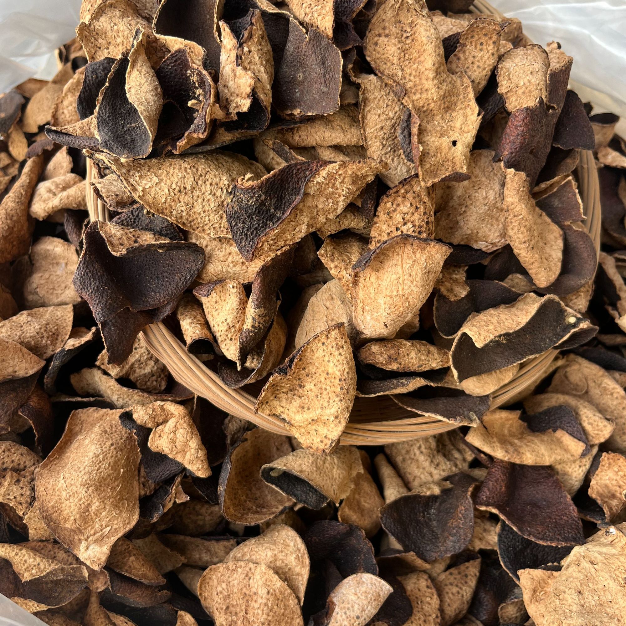 2018年断皮袋装茶枝柑大红皮断皮生晒干仓存储老陈皮