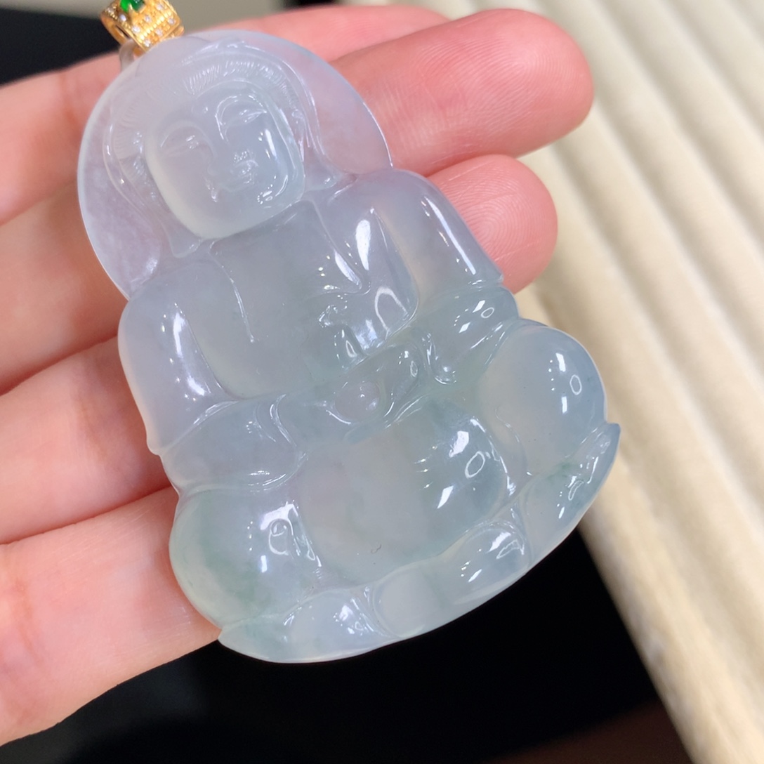 颈饰未镶嵌翡翠观音