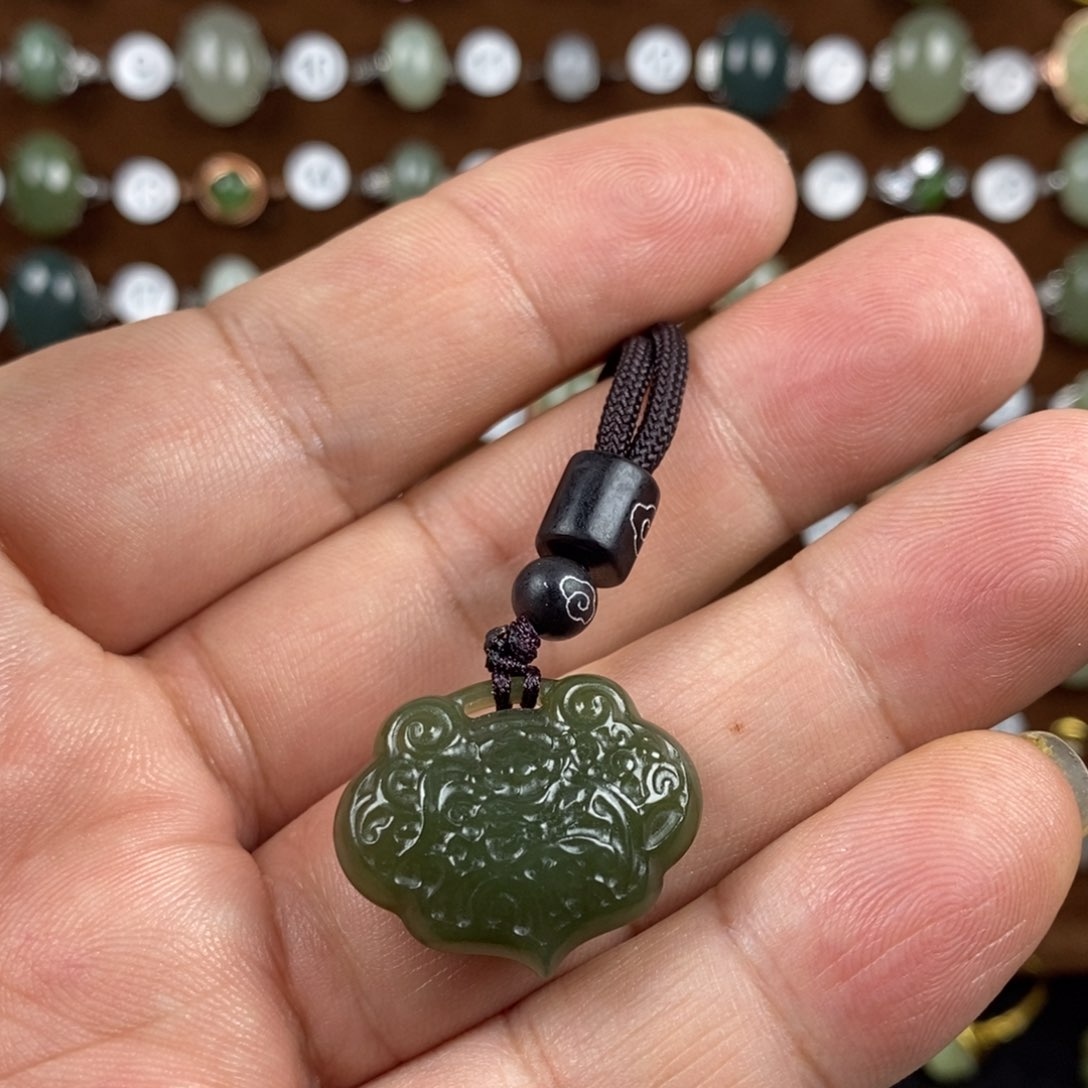 和田玉戒指未镶嵌