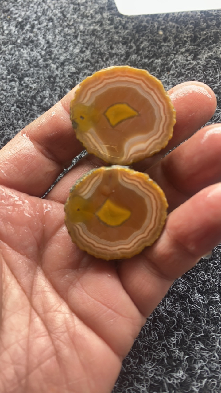 河北宣化战国红对石