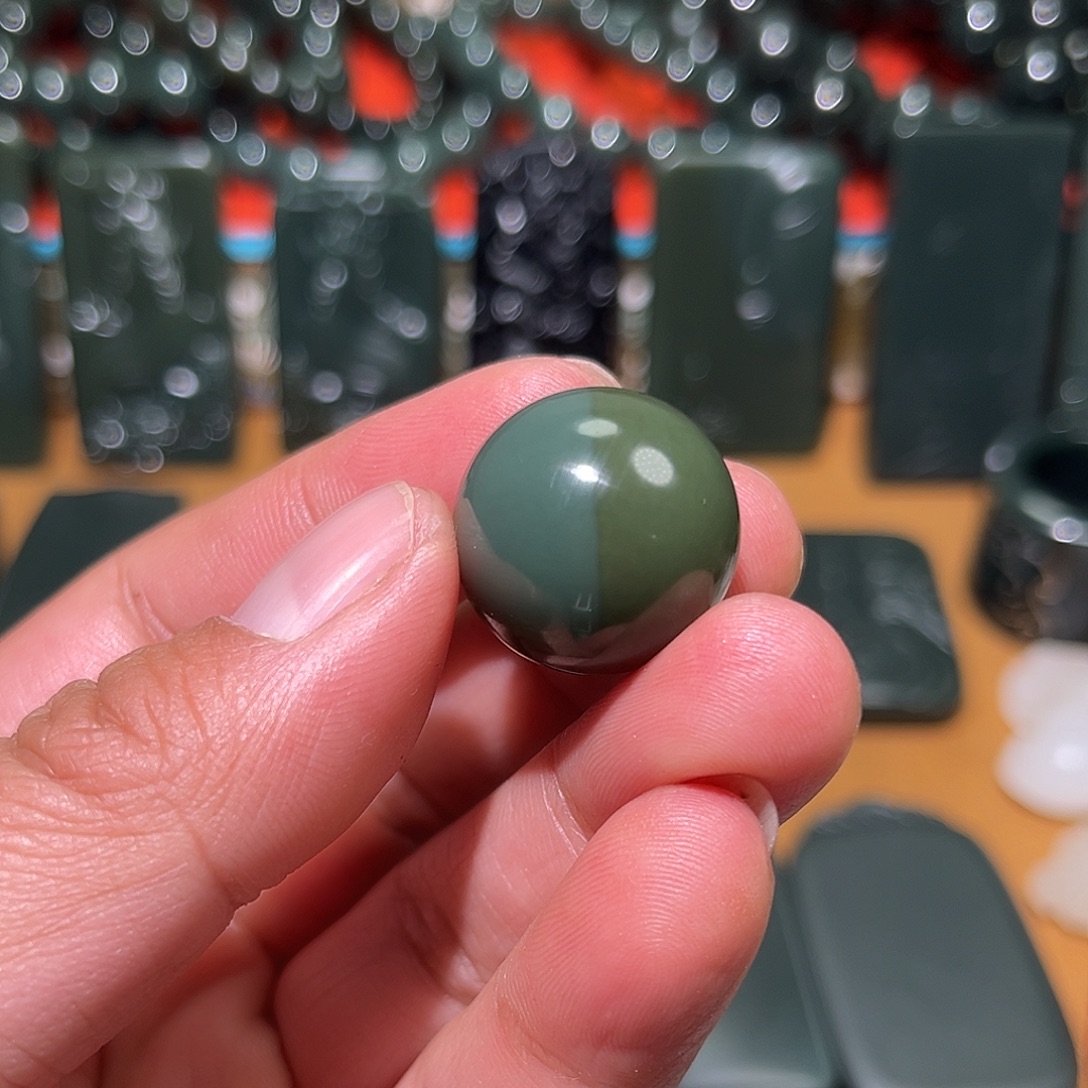 和田玉（青玉）未镶嵌颈饰