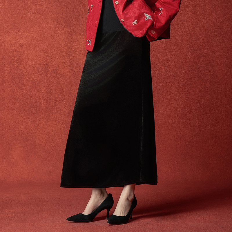 恭王府联名|生活在左半身裙钻石丝绒修身2026早春新款鱼尾裙女