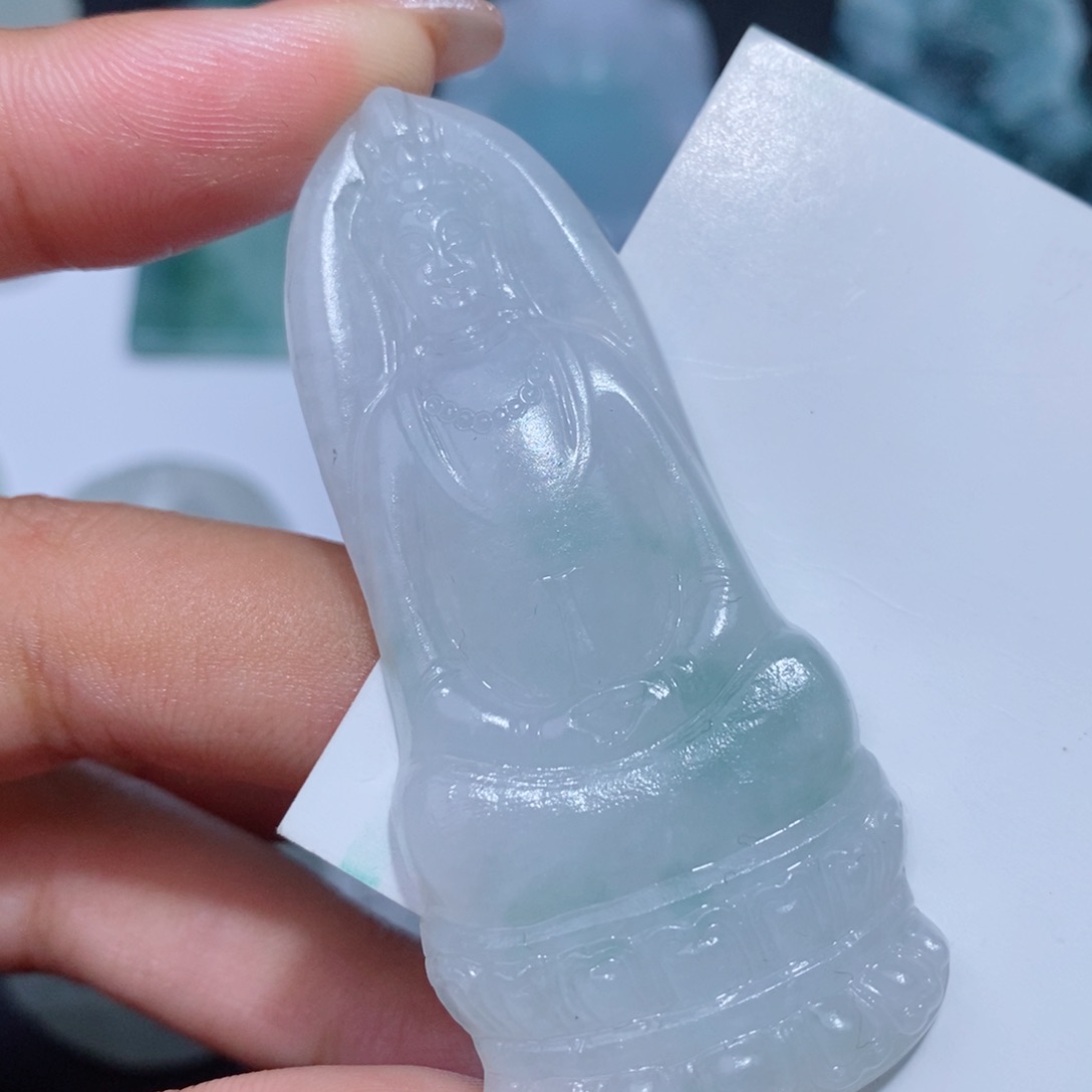 定制翡翠吊坠未镶嵌