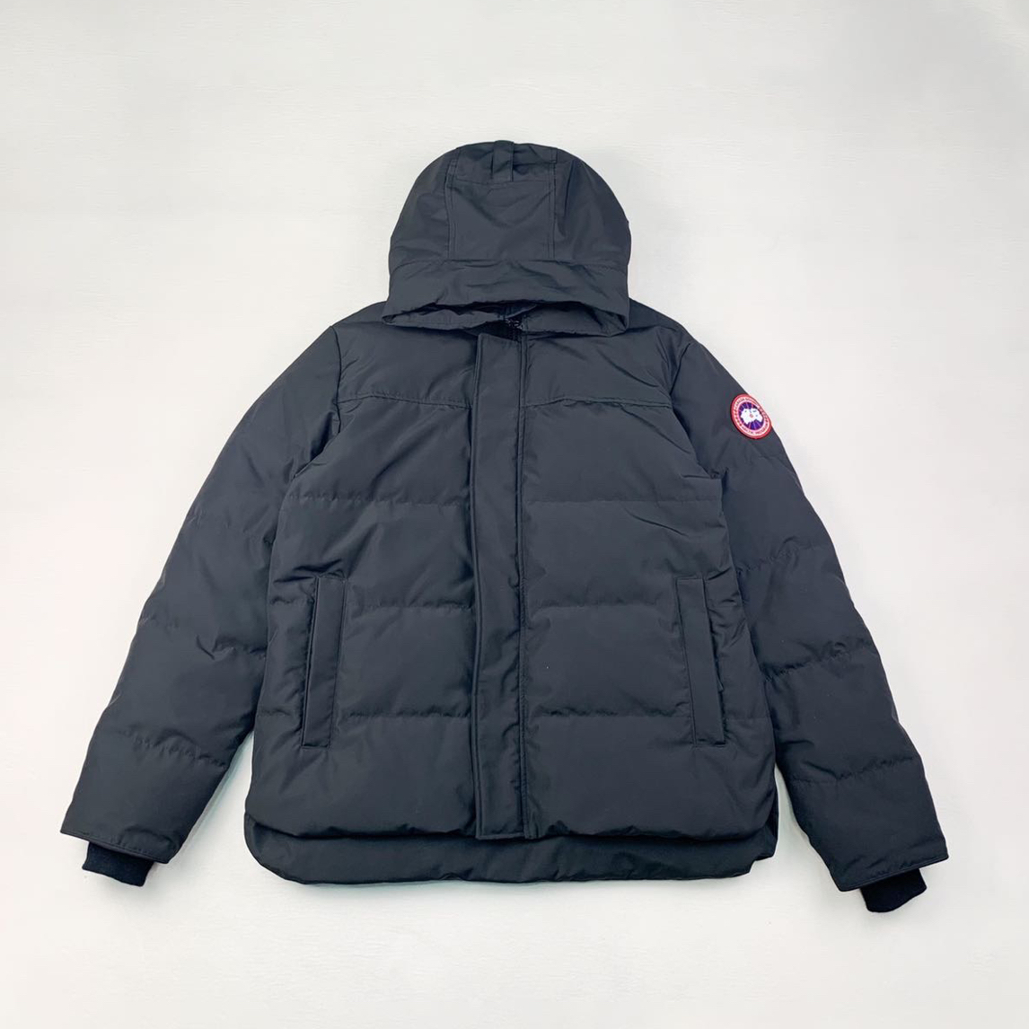 未使用 CANADA GOOSE 红标防风保暖羽绒服外套xl码编码xb5862